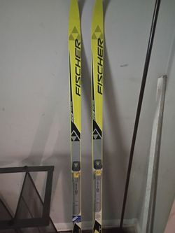 Skis