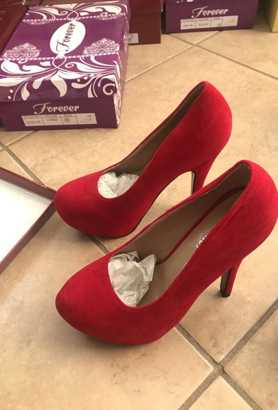 Size 6 Red Suede heels