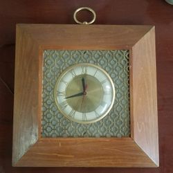 Wood Clock United Model 35