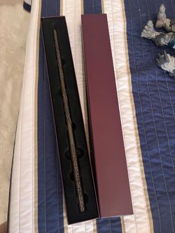 Harry Potter wand, open slightly used.