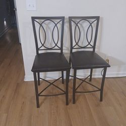 Brown Bar Sto23 Inches Seat To Floor, Slightly Used