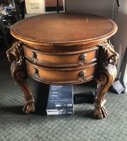 Rare Vintage Theodore Alexander Table 31"D 30"H