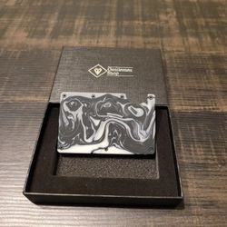 Cool Modern design wallet. New in box. High quality Resin minimalist wallet
