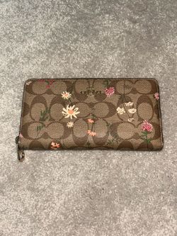 Coach  New York wallet