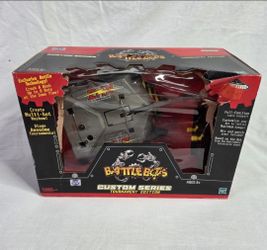 New Tiger Electronics BattleBots KillerHurtz RC Radio Controlled Robot