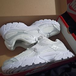 They  Nikes Brand New Both pair together