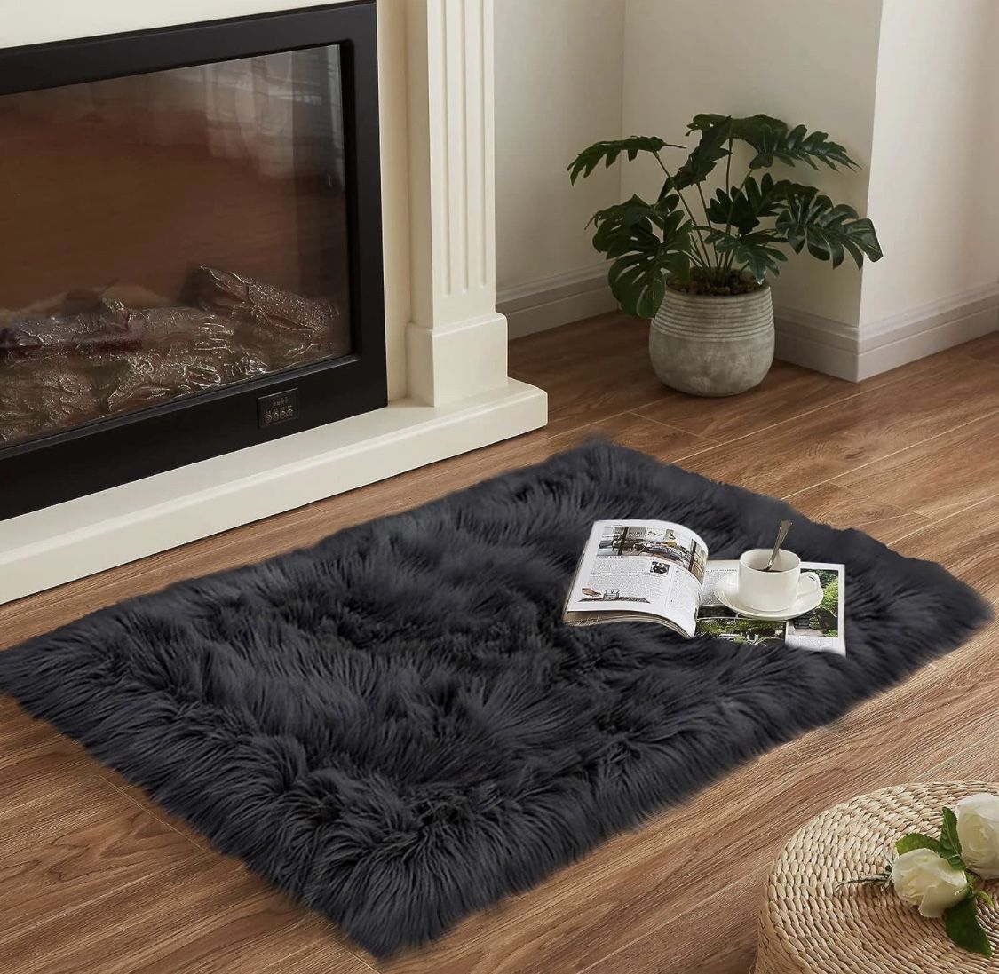 Brand new! Black Fur Rug 2x3 Rug Faux Sheepskin Rug Fluffy Super Soft Small  Rug for Bedroom Dorm Bedside Rug Room Decor Washable Rug, Rectangle for  Sale in Peoria, AZ - OfferUp