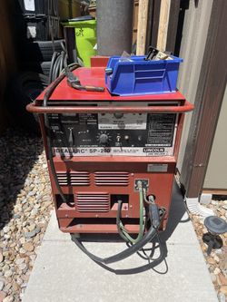 Lincoln Arc Welder Sp200
