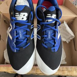 New Balance Men’s Metal Baseball Cleats 