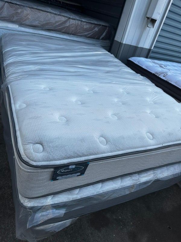 Full Size Mattress And Box Spring