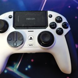 Nacon Revolution Pro 5