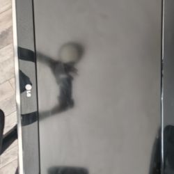 LG 32" 1080p HD LCD TV 