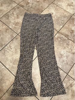 Women’s medium cheetah pants