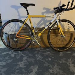 Cannondale Road Bike