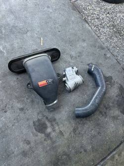 IPD Intake Plenum With Throttle Body
