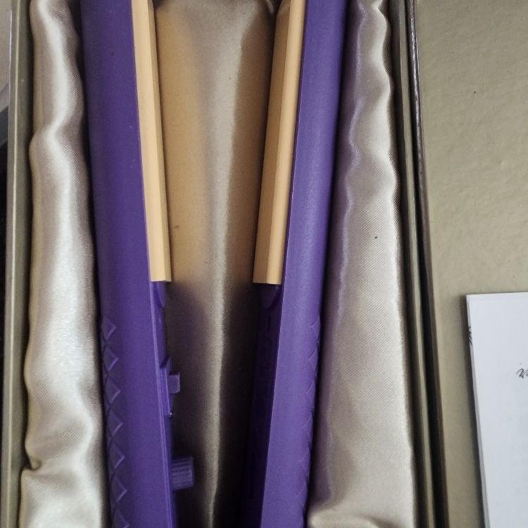 Versha Paris Bliss Professional Hair Straightner for Sale in  display picture 2