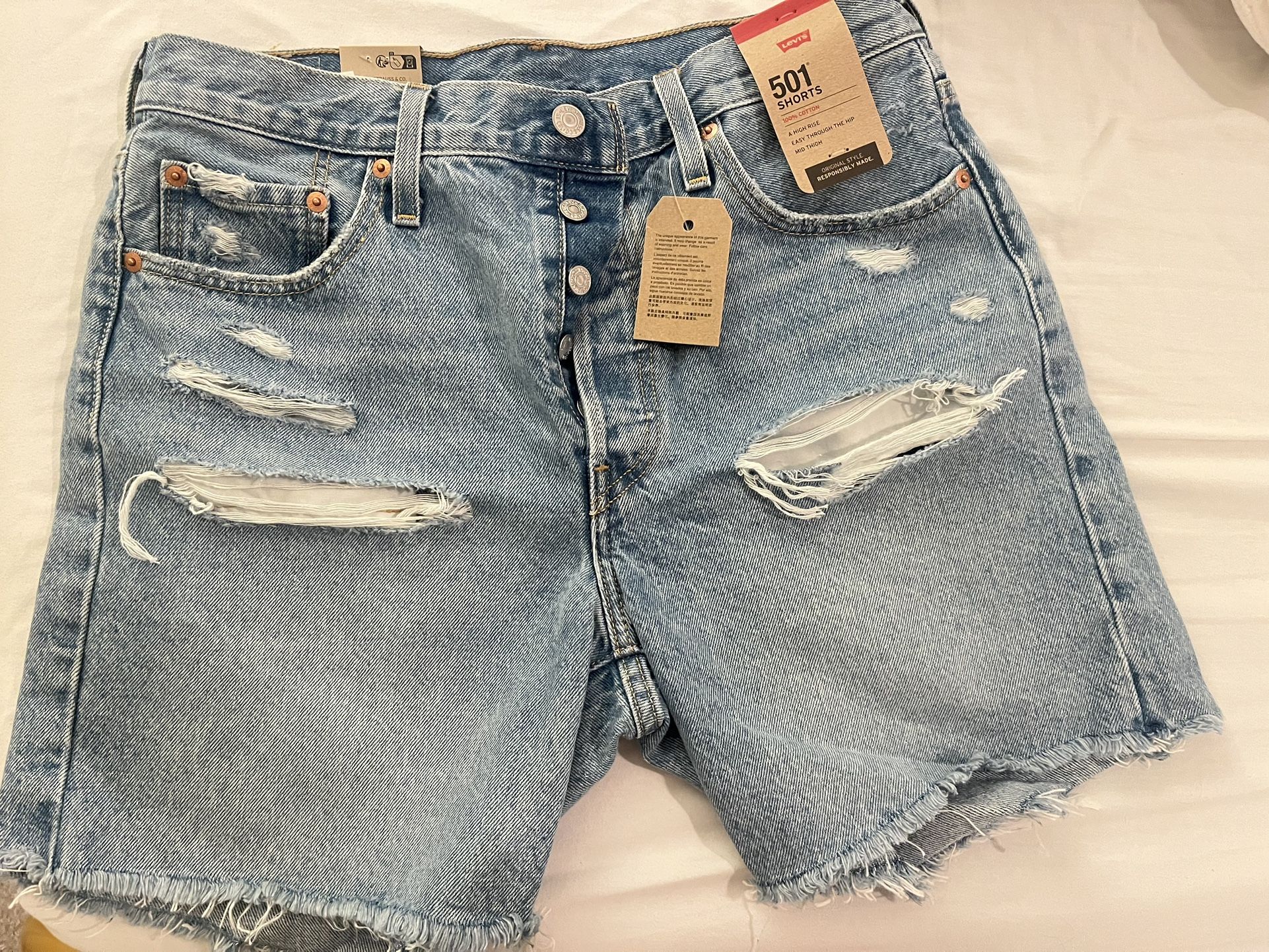 Women’s Levi Shorts Size 29