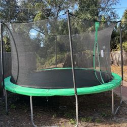 Big trampoline 