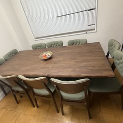 Elegant Dining Table With Chairs