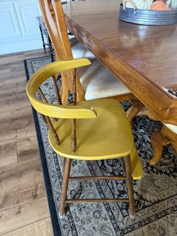 High chair fir dinning table