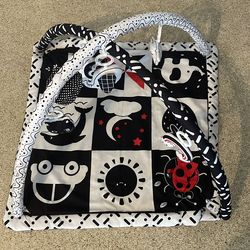 Infant play mat