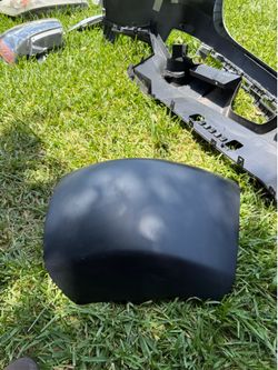 2007-2013 Chevy Silverado 1500 bumper end cap