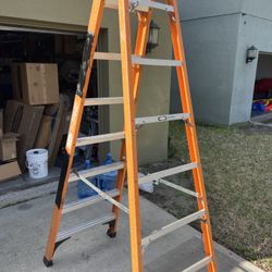 Ladder 8ft, Fiberglass. Pre Owned. Still Work. 