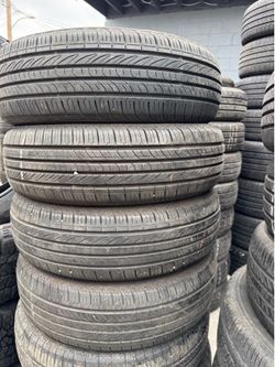 185/65r15 Nexel  tires en excelentes condiciones de vida las 4