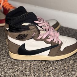 Travis Scott Mochas SZ 11