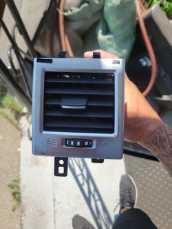 2011 Range Rover Sport A.C Vent Part