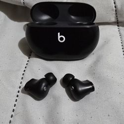 Beats Studio Buds