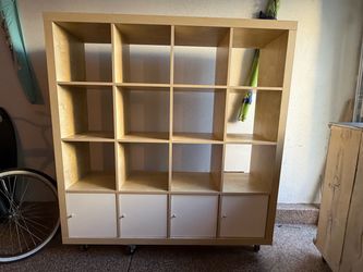 Cubicle shelving