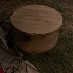 VINTAGE ANTIQUE TABLE REAL WOOD 