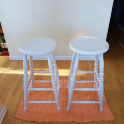 2 Stools