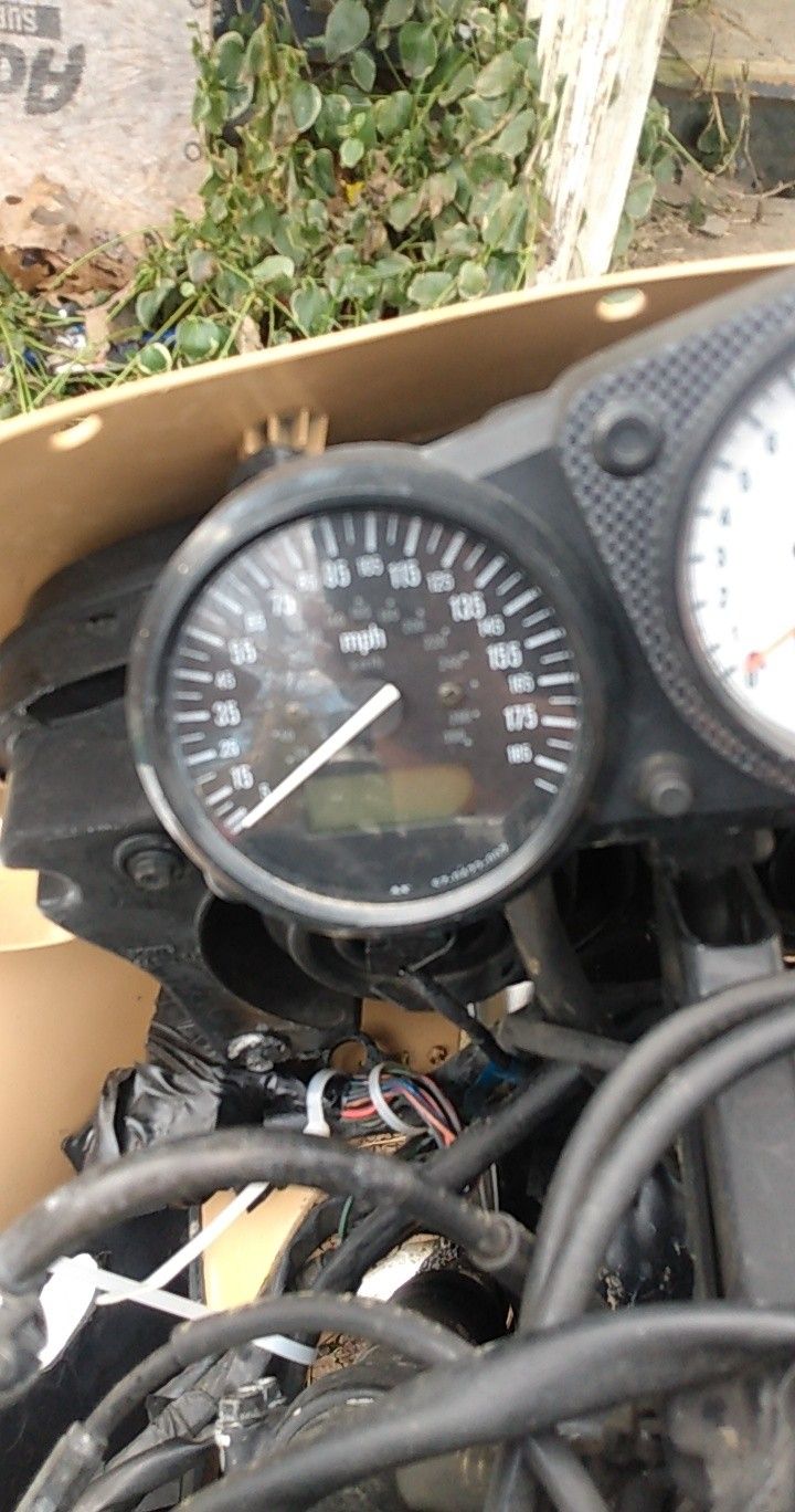 Suzuki Gsxr 750