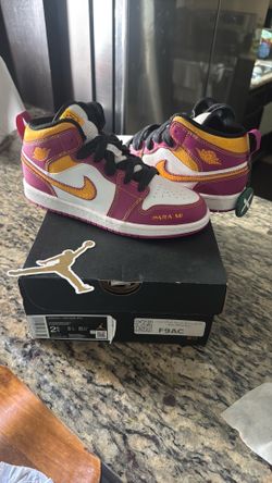 Air Jordan 1 Mid DOD (PS) size 2.5Y
