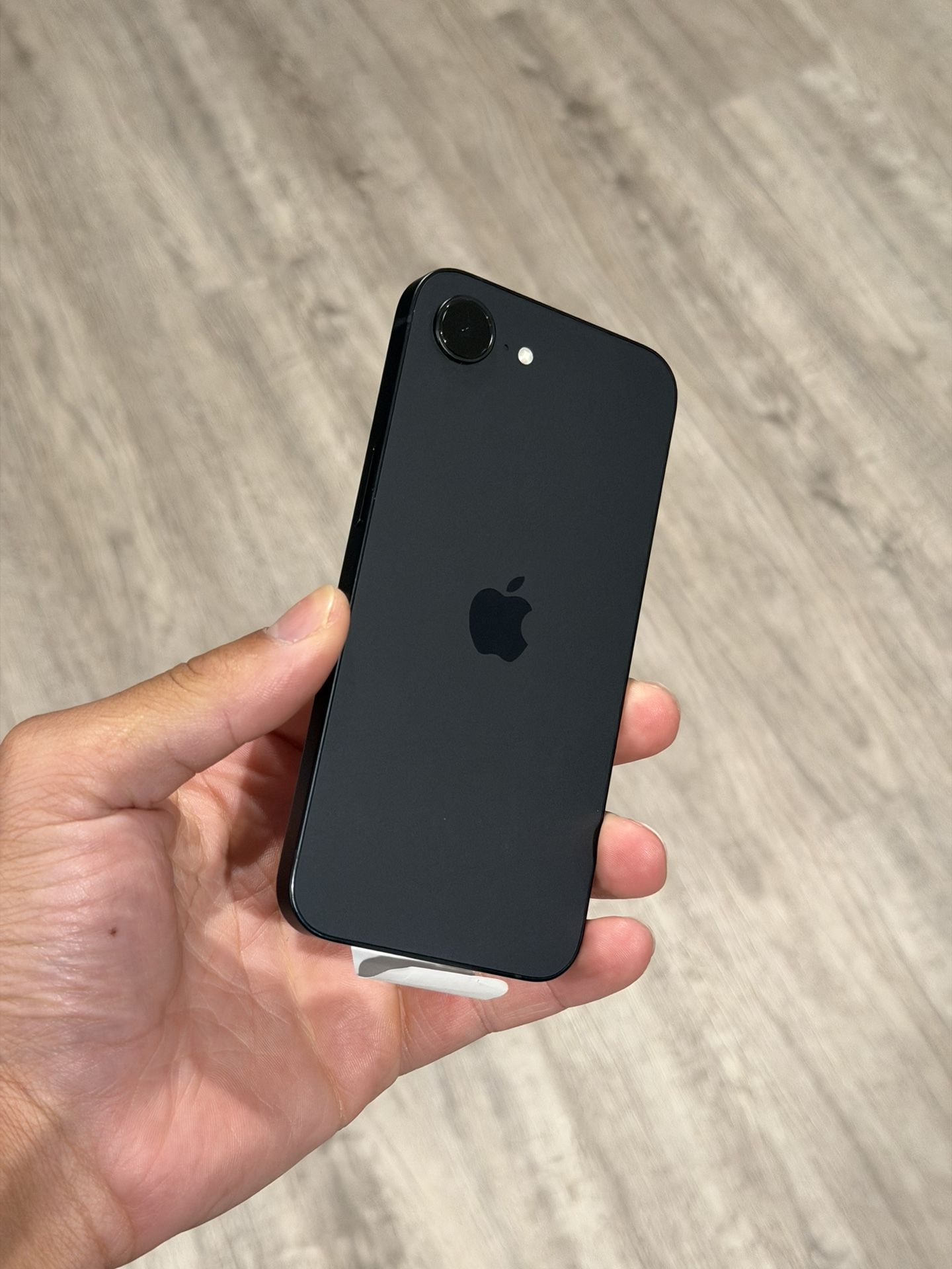 iPhone 16E 128GB Unlocked