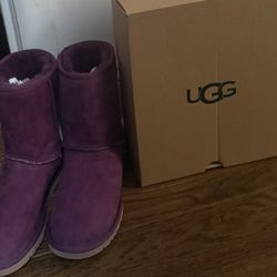 Ugg New