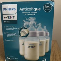 Brand new Avent baby bottles (4 pc -11 oz)