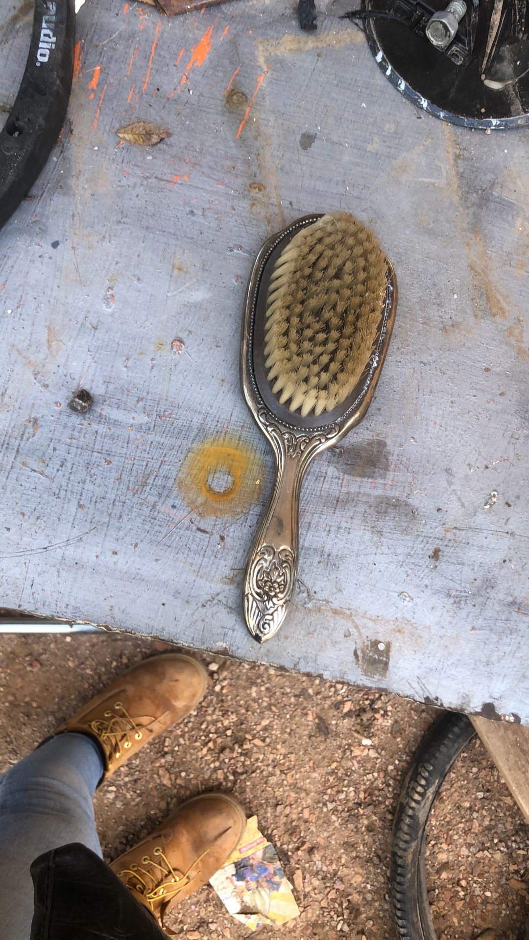 Antique/vintage Hairbrush