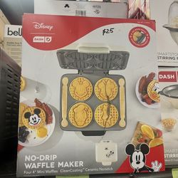 Disney NO-DRIP WAFFLE MAKER
