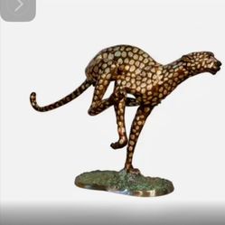 Bronze Cheetah Sculpture