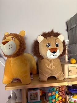 Two bouncey lions
