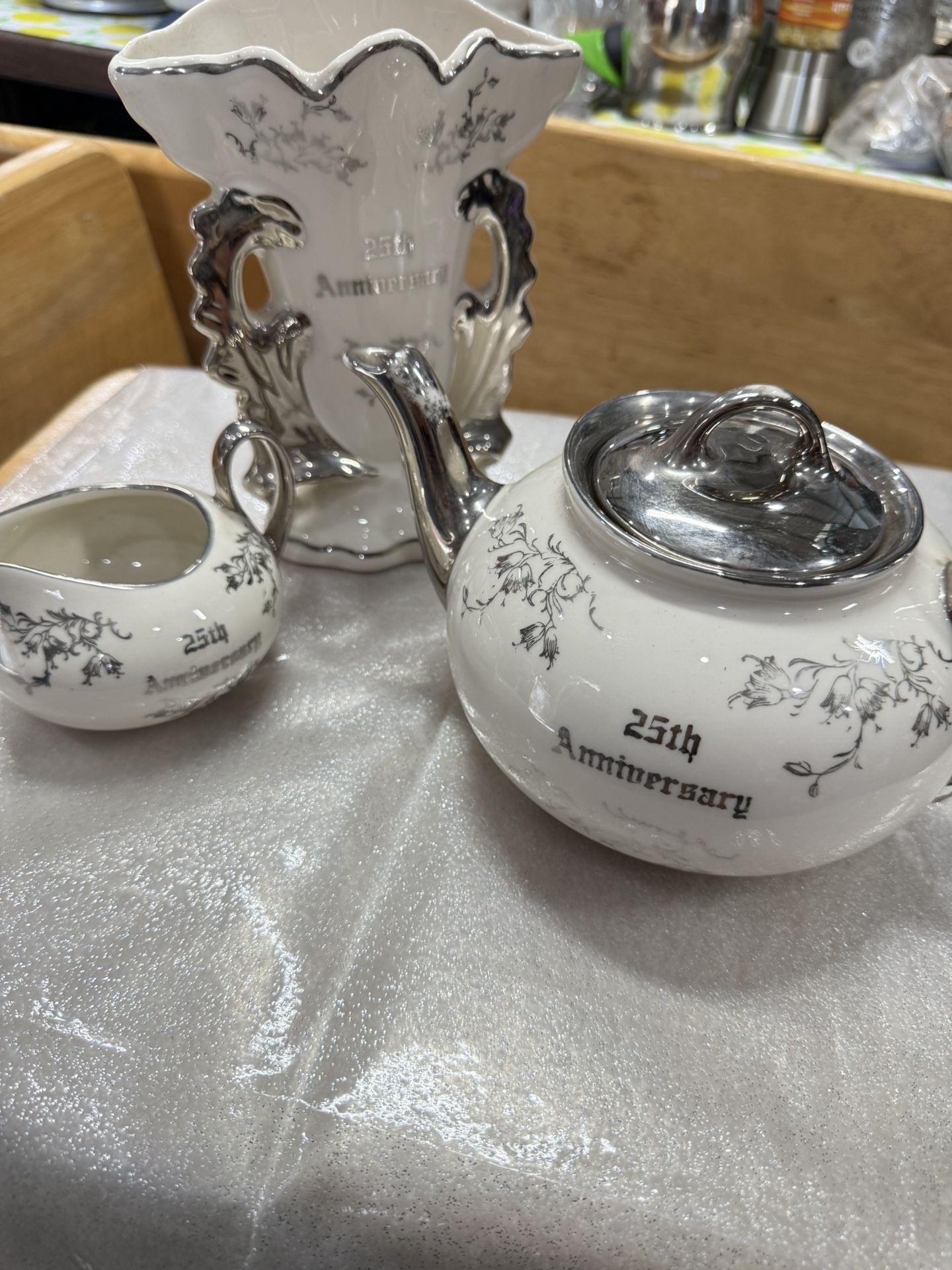 3piece 25th Anniversary Kingswood Ceramics Set 23.k. PLATINUM