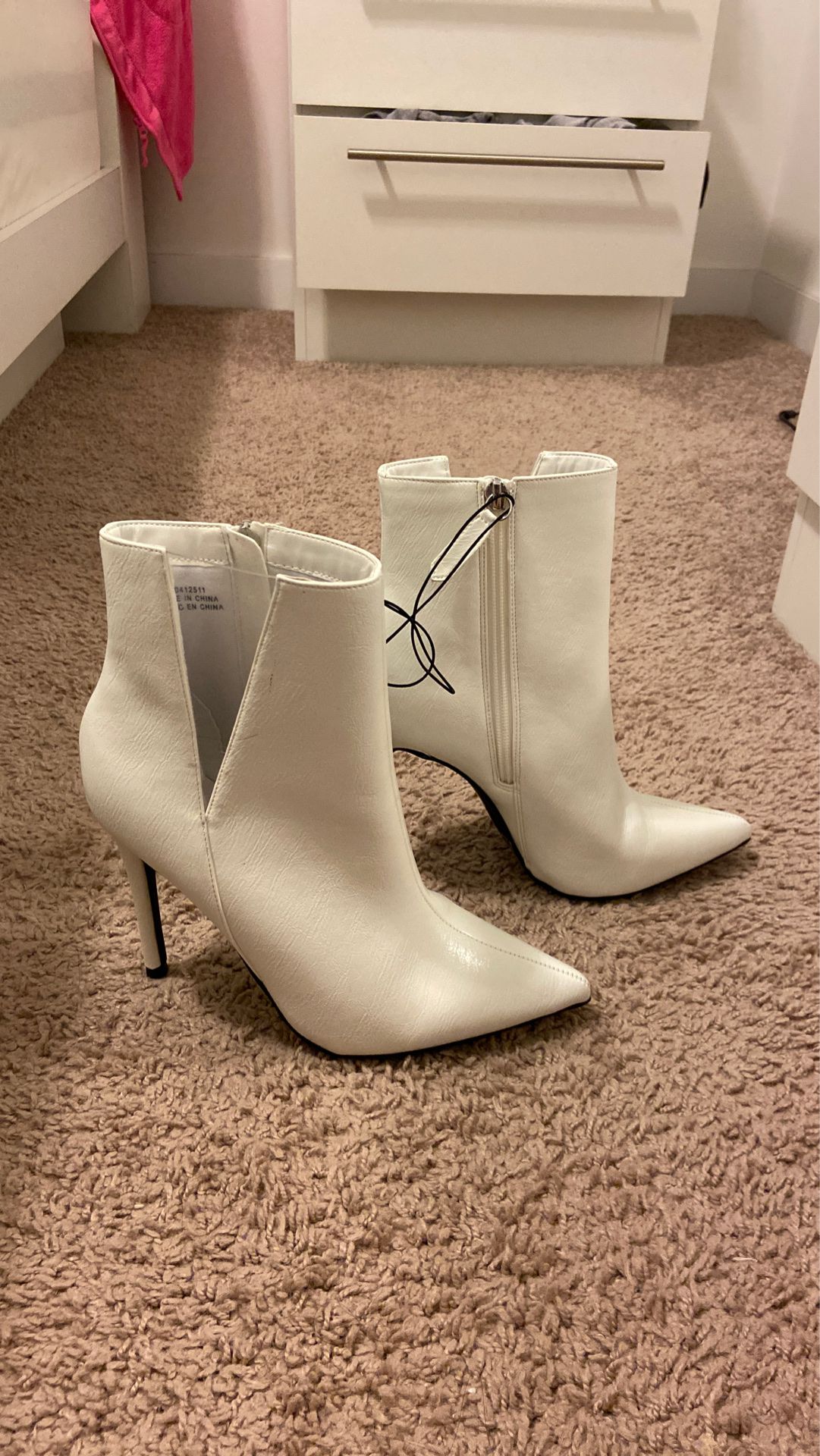 White ankle heeled boots size 7
