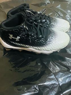 UNDER ARMOUR Kid’s Spotlight Hammer MC Football /Baseball  Cleats  Size 4.5Y