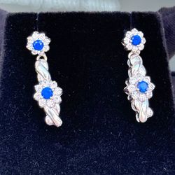 21 karat white gold blue lab sapphire and CZ stones flower earrings