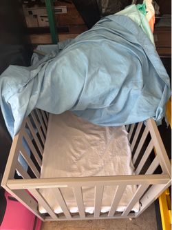 Infant crib