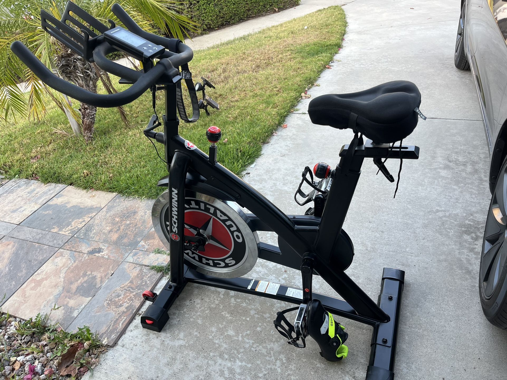 Schwinn IC3 Exercise Bike