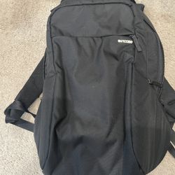 Incase Icon Backpack 